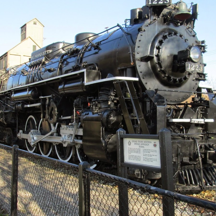 the Monroe station. - YouTube