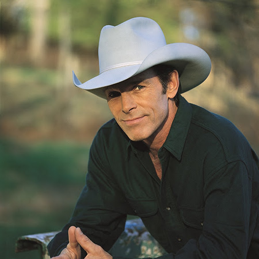 Chris Ledoux Under This Old Hat