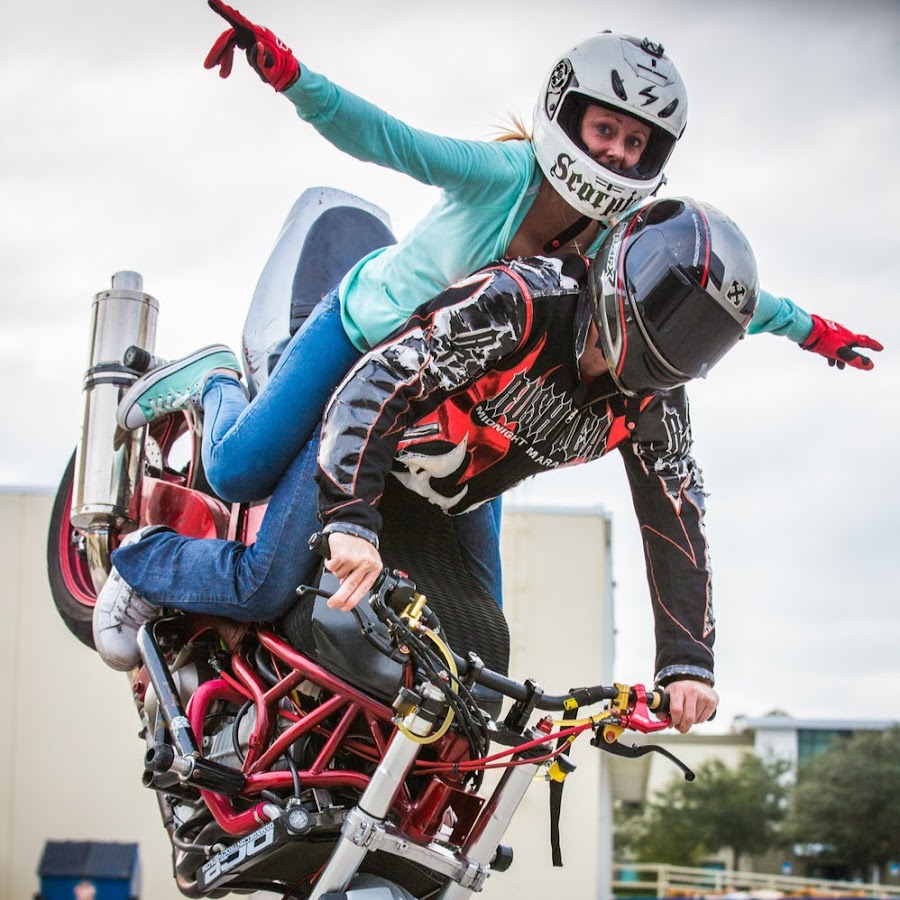 Secret Weapon Show - YouTube