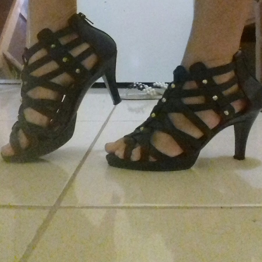 Regina Vieira cuidando de anjos - YouTube