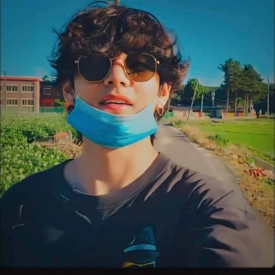 Kim Taehyung - YouTube