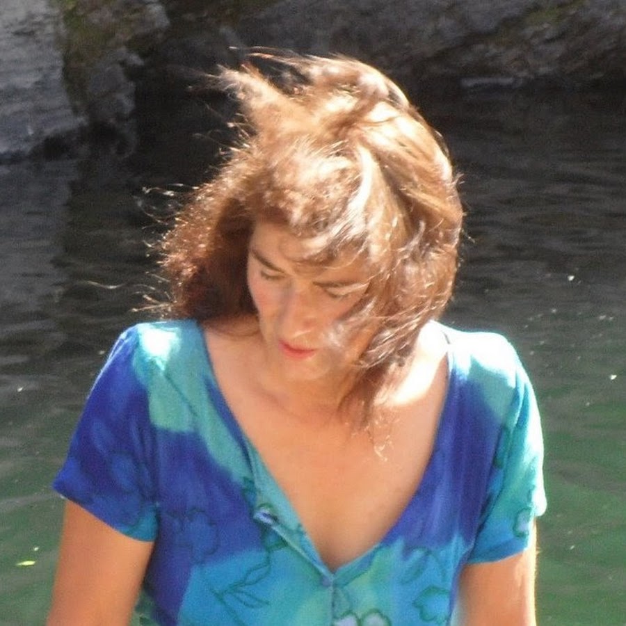 Flor Castillo Manterola - YouTube