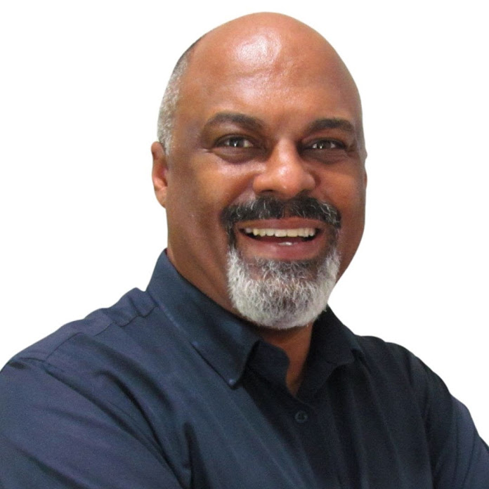 Alexandre Custódio Net Worth & Earnings (2026)