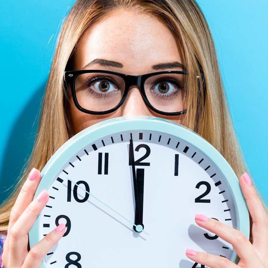 Nal time girl time. Legends of the cryptids богиня. L. Девушка и часы. Nal time girl time.