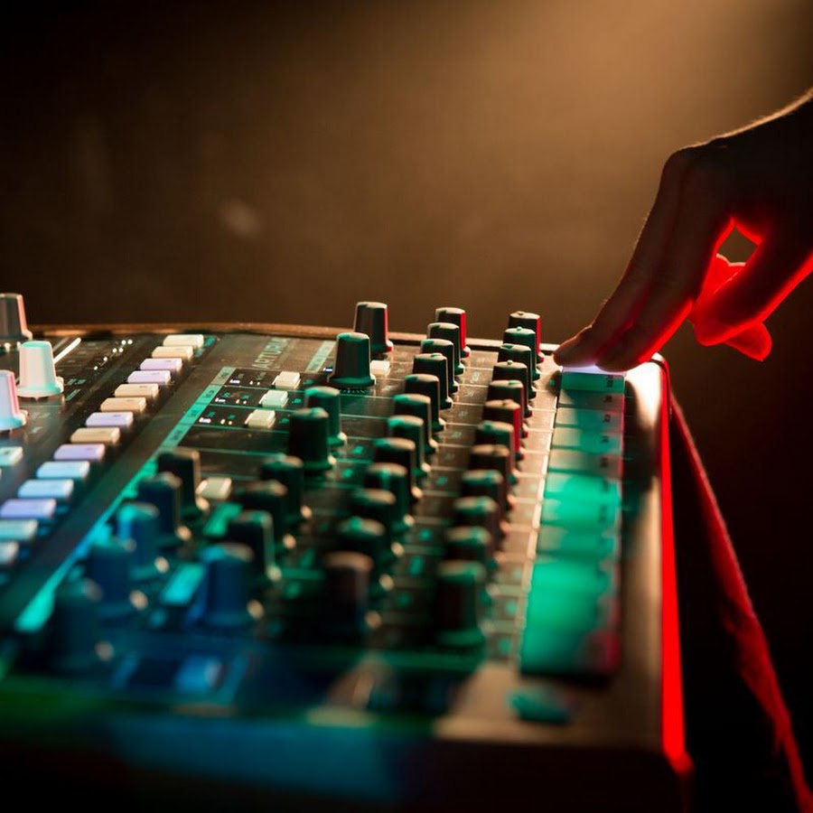 музыка бит со. музыка бит со. музыкальный бит. драм машина. музыкальные биты.