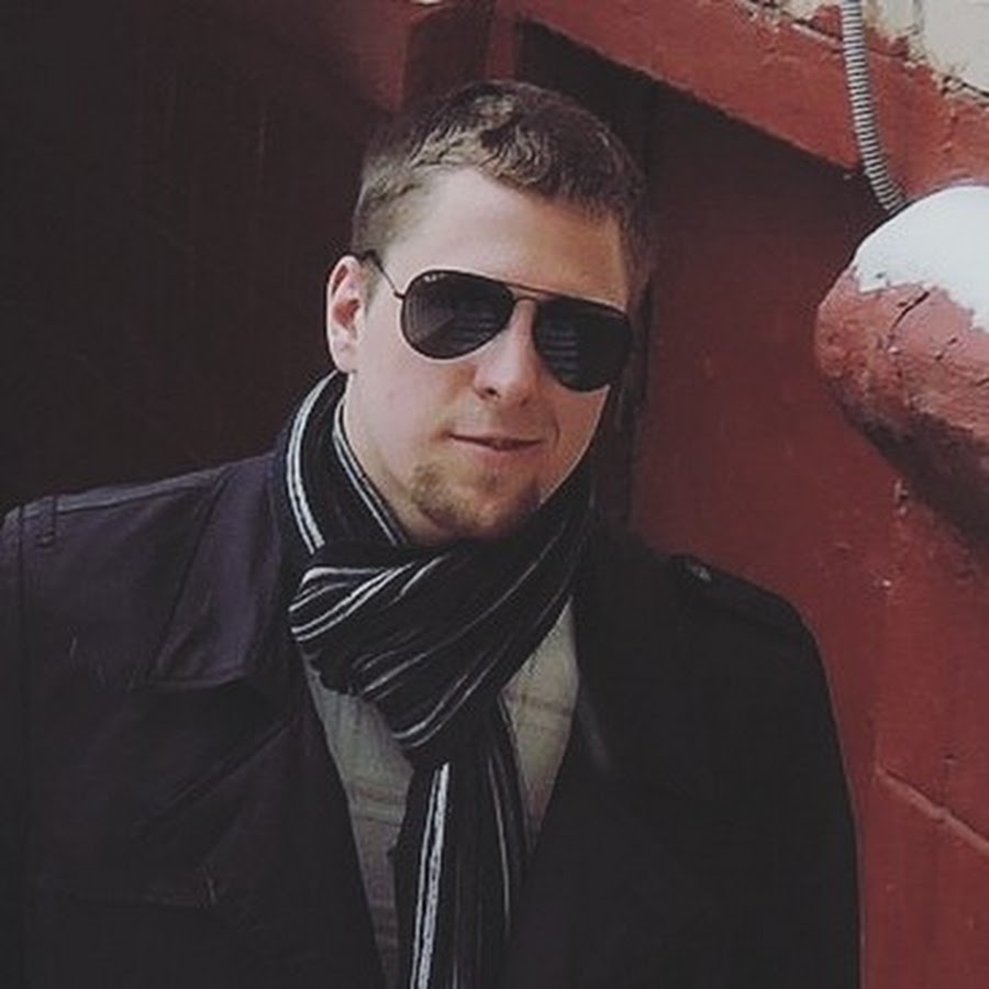 Аккаунт алекс белый 60 ставрополь. Алекс московский. Alex alex москва. Алекс московский. Музыкант гаджиев алекс.