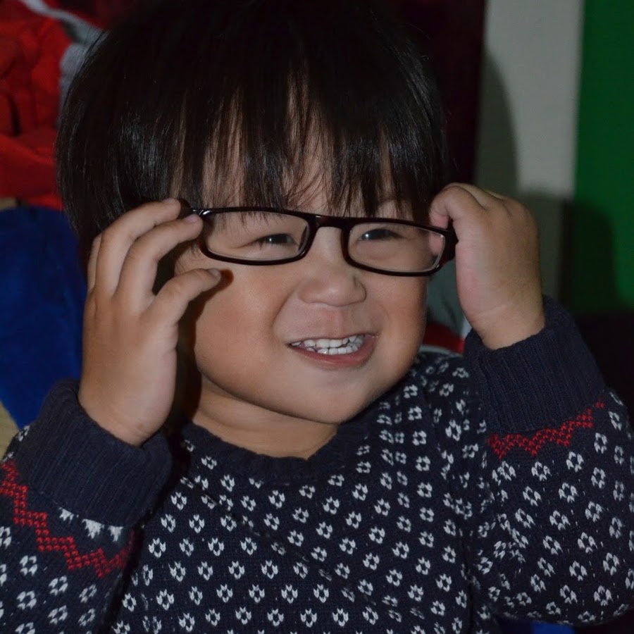 Philip Toys Adventures - YouTube