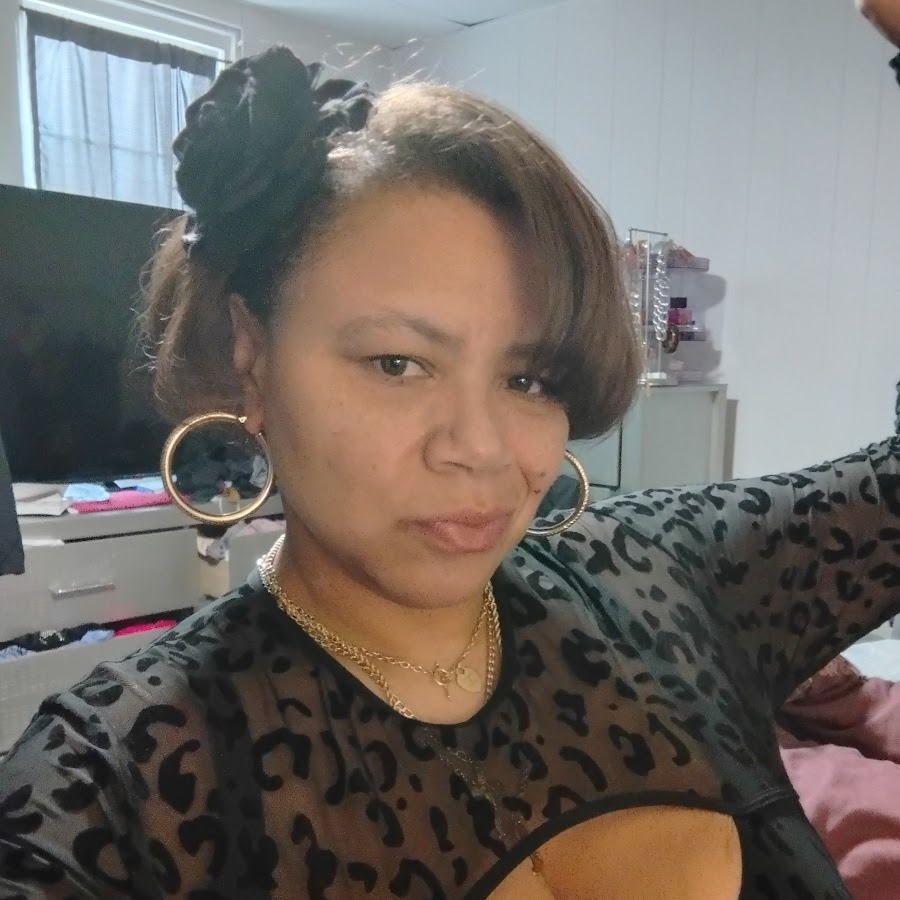 LayLay Russell - YouTube