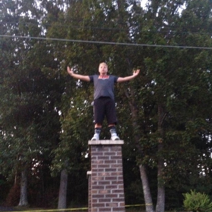 Ultimate Gamer - YouTube