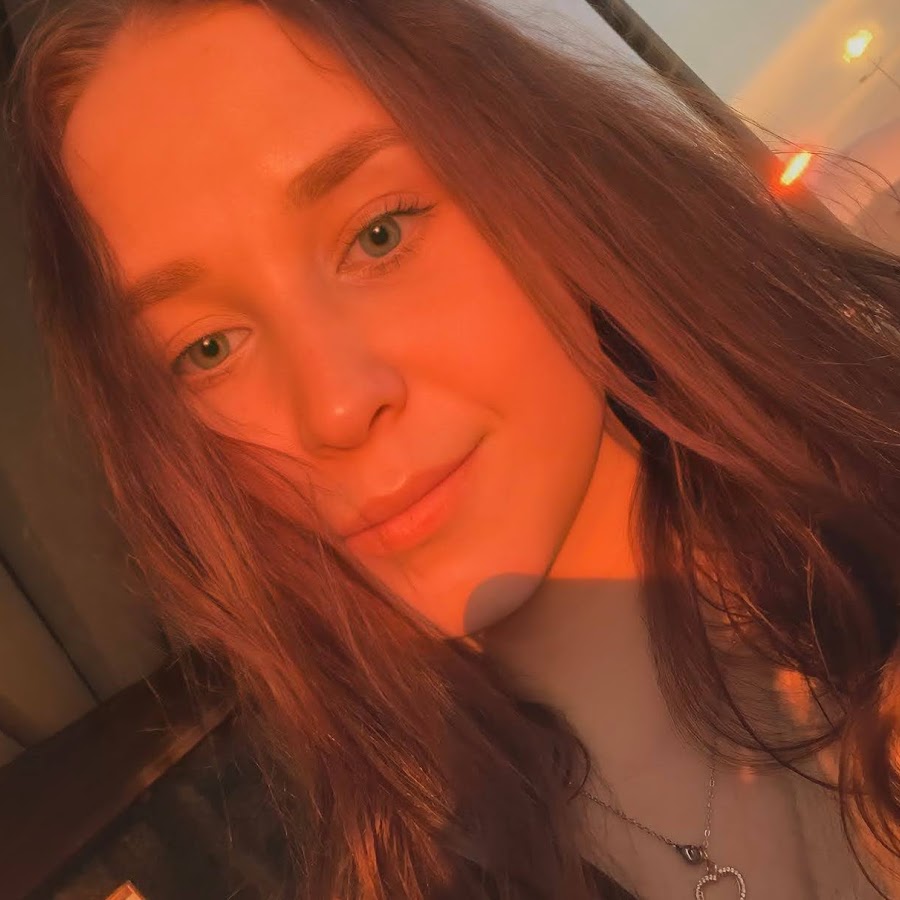 Anya Smile - YouTube