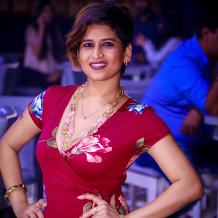 Vijaya Tupurani Net Worth & Earnings (2026)