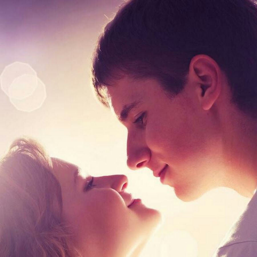 Смена партнера видео. Хастл танец. Смена партнера видео. Разнообразие в интимной жизни. Пара темнокожие в постели.