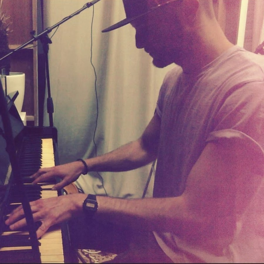 Casper van de Kamp - YouTube