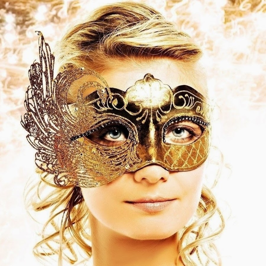 Golden Lady - YouTube