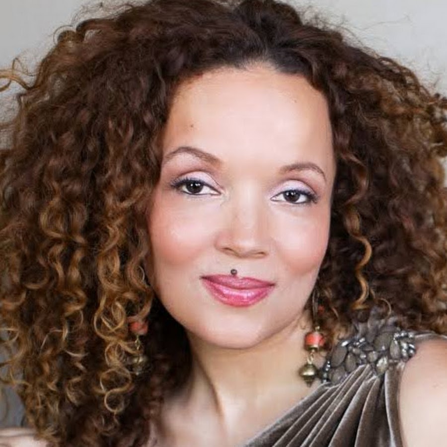 Cynthia Occelli - YouTube