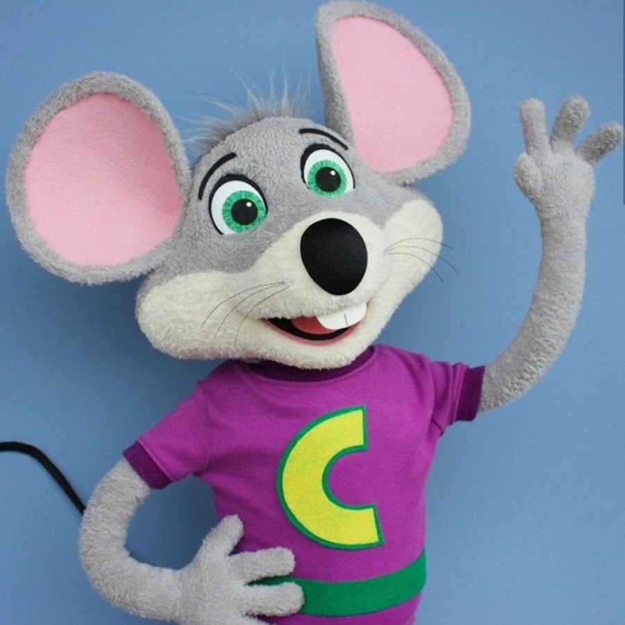 chuck e cheese christmas plush