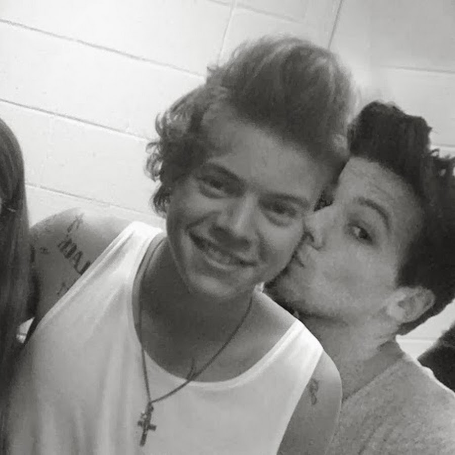 Larry Stylinson YouTube