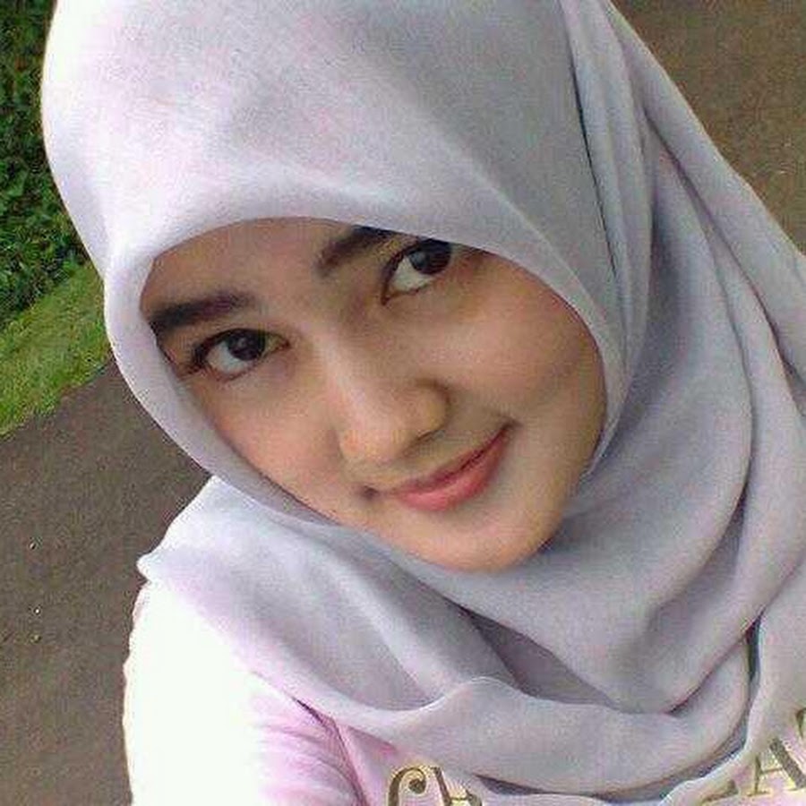 Memek arab. Jilbab binal. Hijab ngocok kontol. Annisa Shofhah Naurasvary. Anime ngentot Hijab