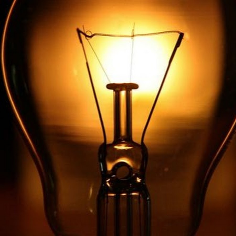 Какой завтра свет. Лампочка 1879. Электрическая лампа накаливания на работе. Отключение света.