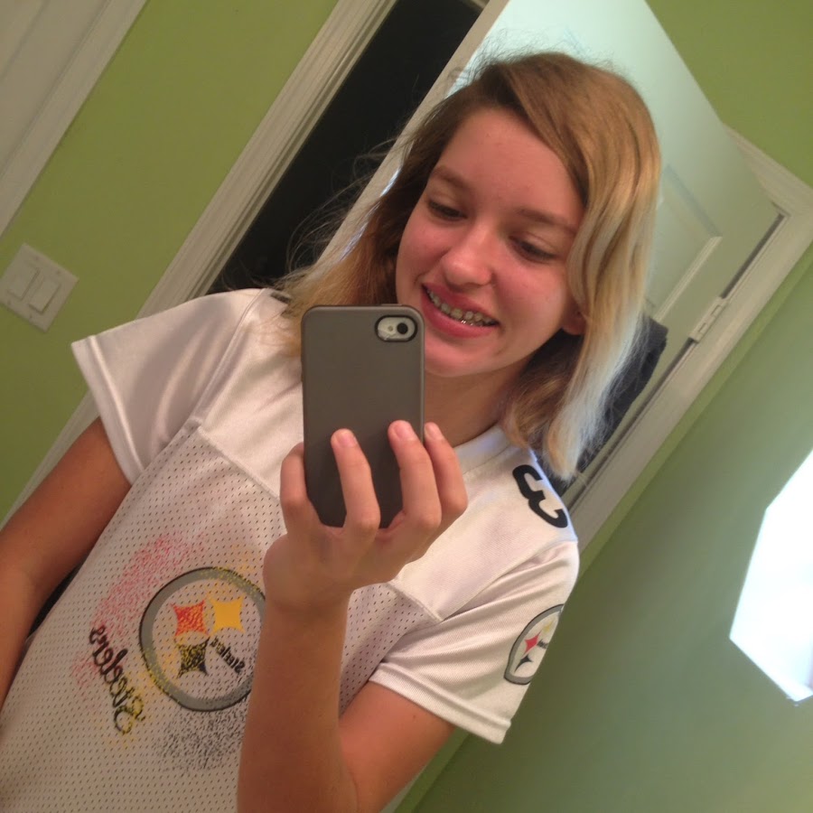 Krazychan Vlogs - YouTube