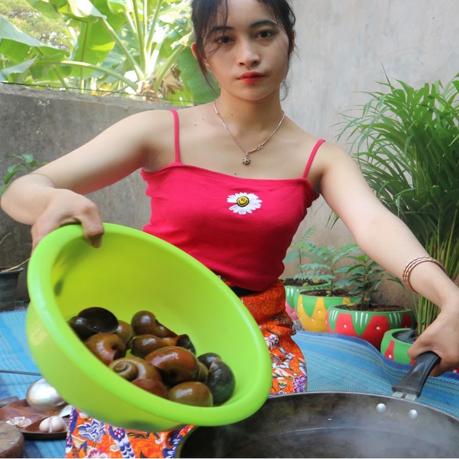 Wilderness Show - YouTube