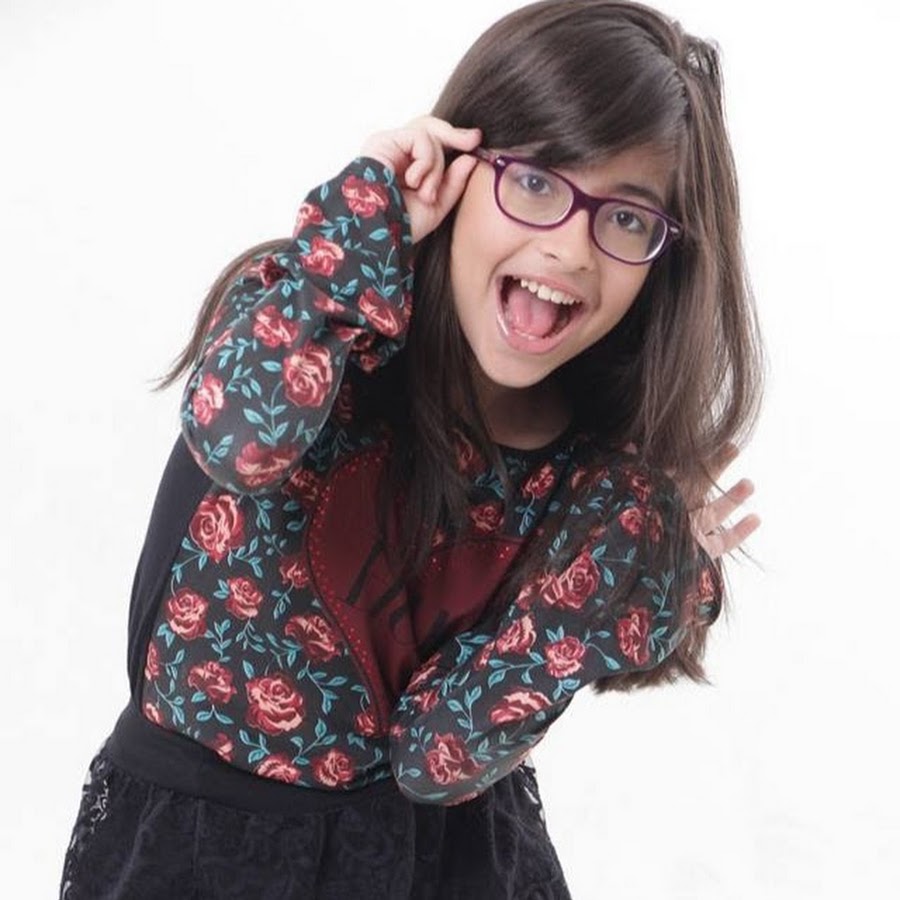 Ana Julia Show - YouTube