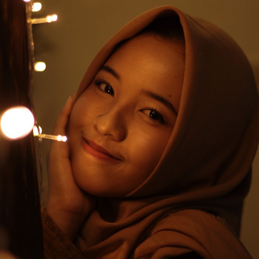 Amalia Putri - YouTube