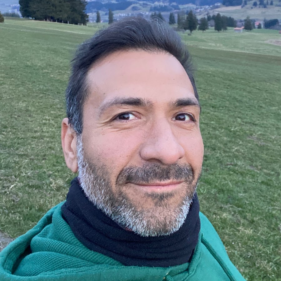 Jorge Bravo-Pratscher - YouTube