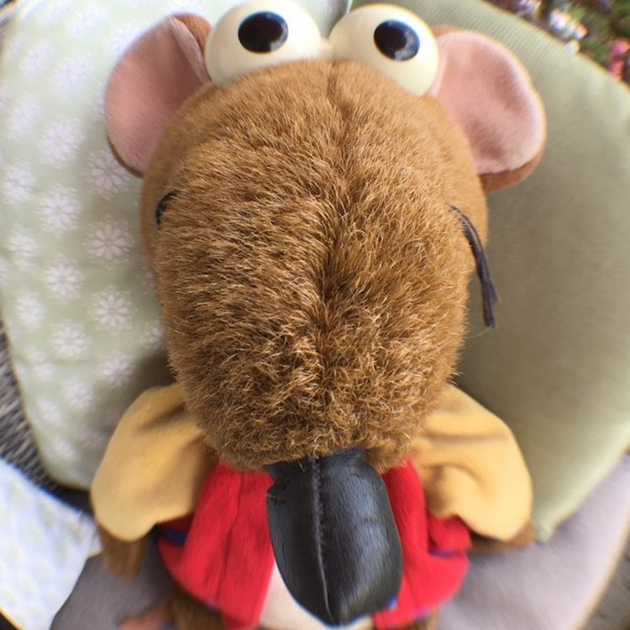 rizzo rat toy