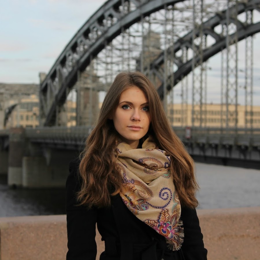 Блоггер из петербурга. Модные девушки питера. Блоггеры спб. Блоггеры в питере. Популярные блогеры в питере.