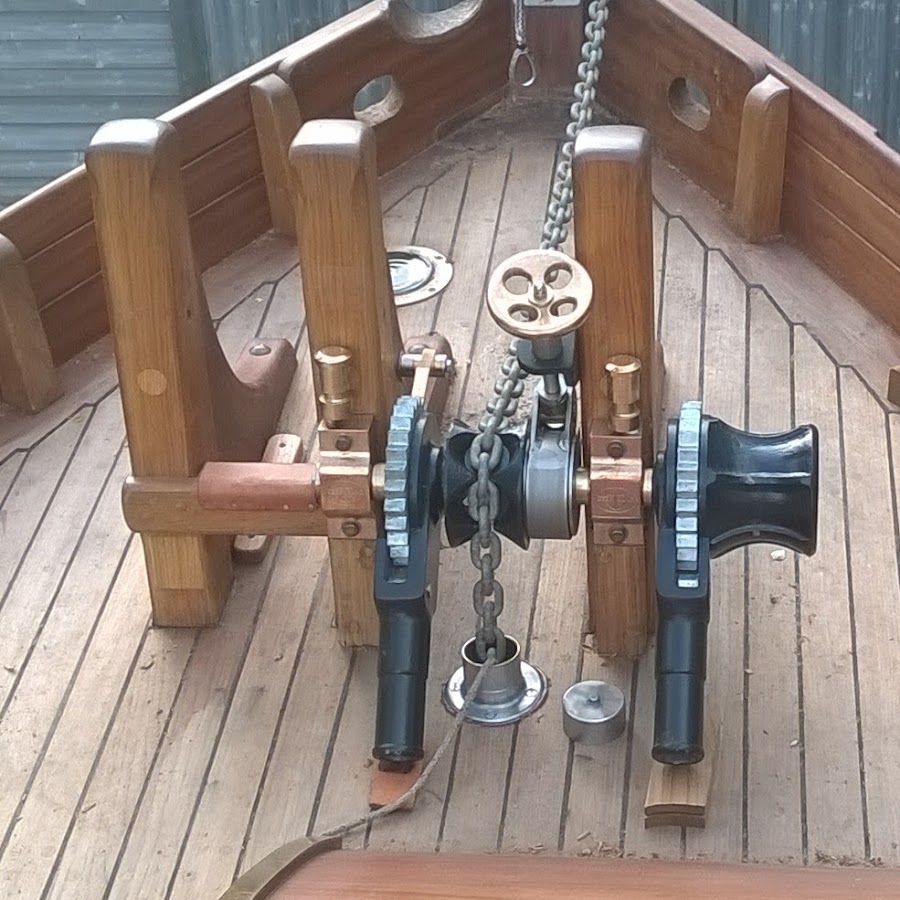 ster's Boat Machinery Deep Blue Windlasses YouTube