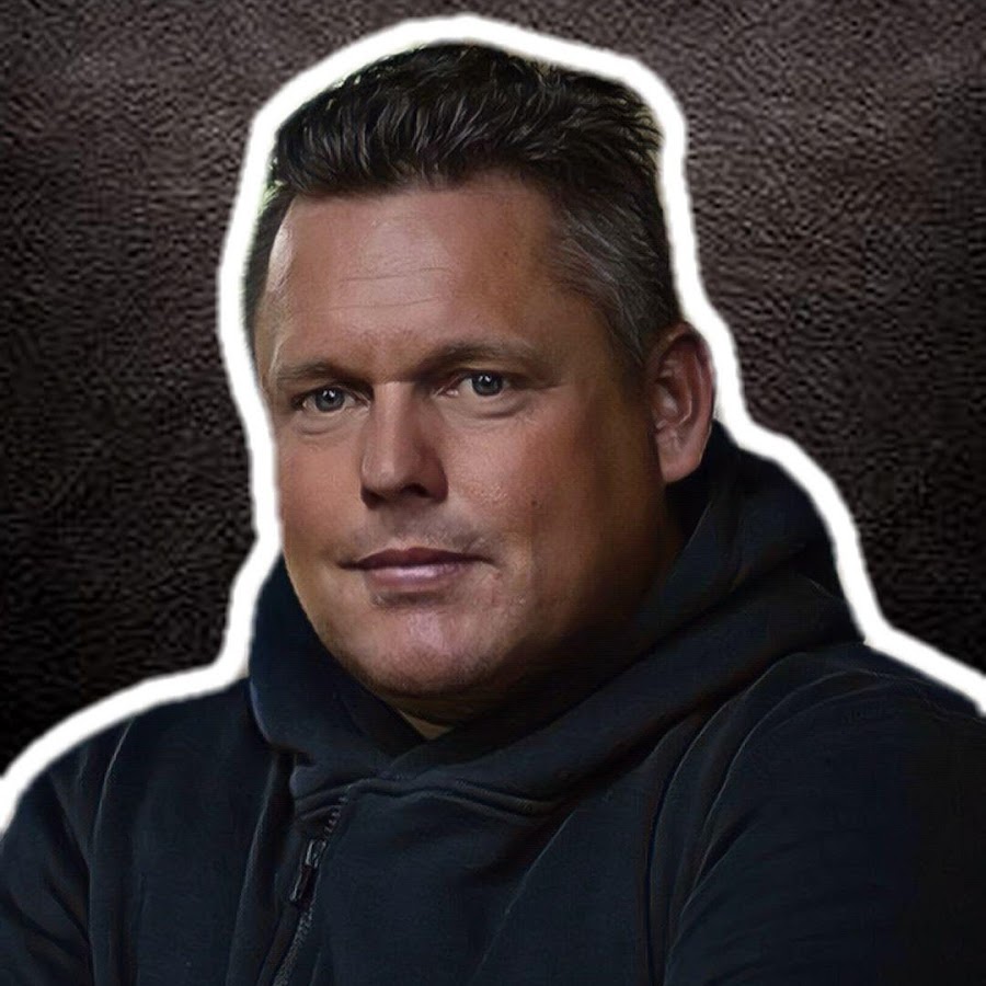 Tom Wilcox In The Air Tonight