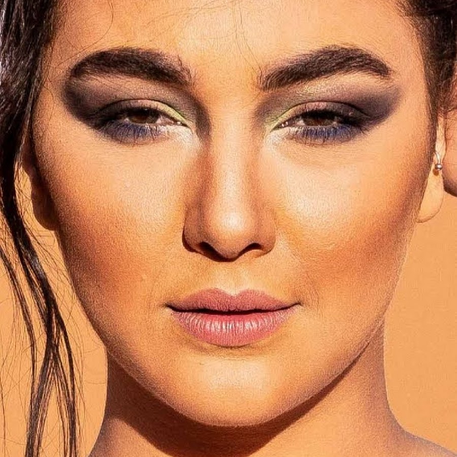 NAJWA FAROUK OFFICIELLE YouTube