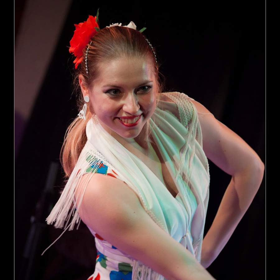Aneta Suchomelova - YouTube