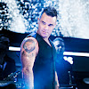 What could robbiewilliamsvevo buy with $4.39 million?