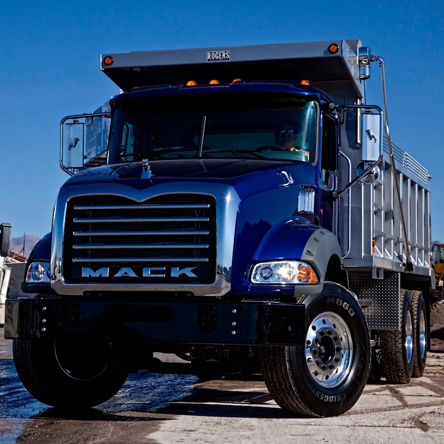 Макк сайт. Peterbilt логотип. Макк сайт. Mack r600 coolpower. Mack r600 coolpower.
