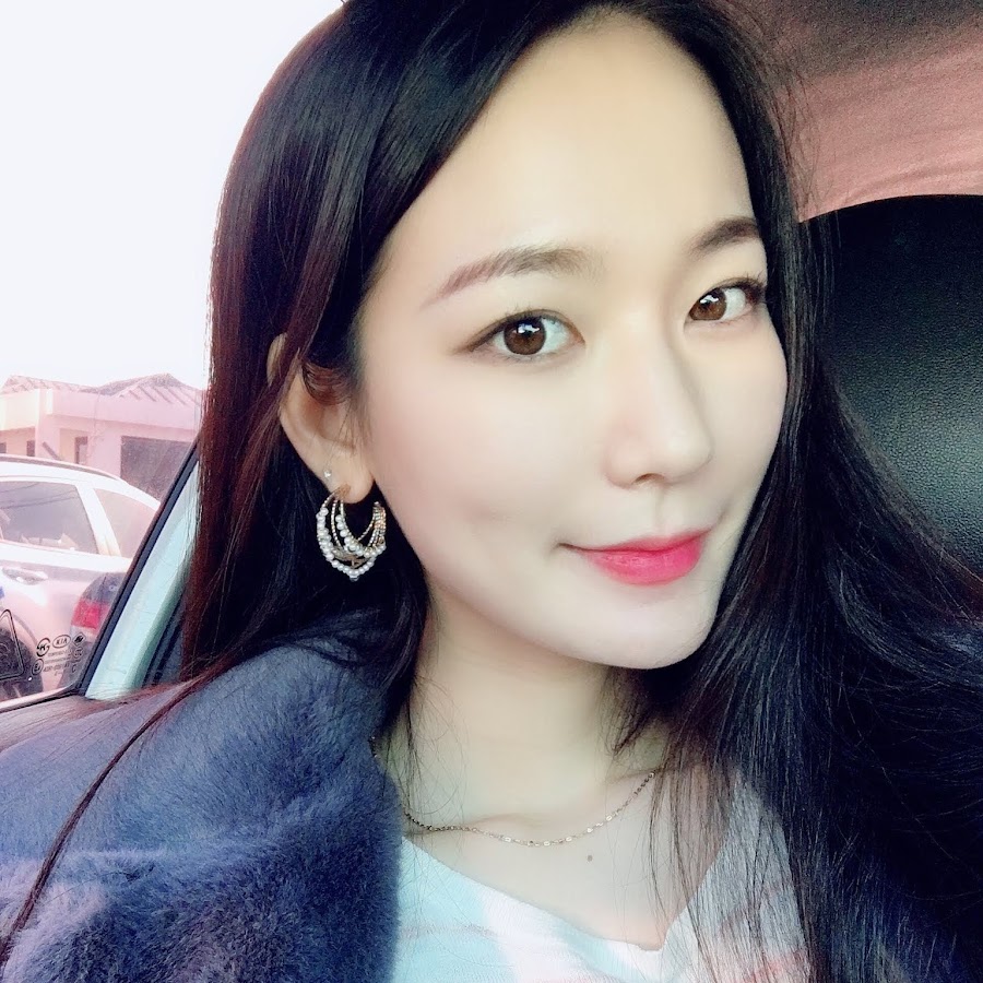 Kim Jina - YouTube
