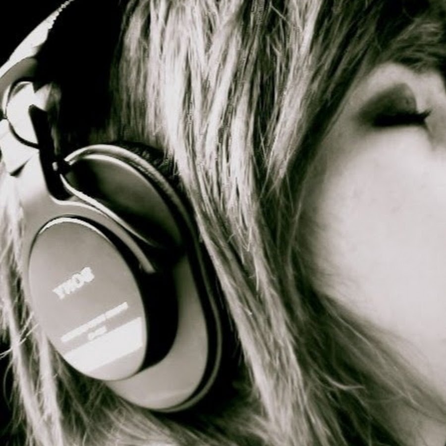 Верные друзья фильм 1954. Слушать песню любить в затяжку. Песня крылатые качели текст. Тексты песен. Любовь в березовой роще.