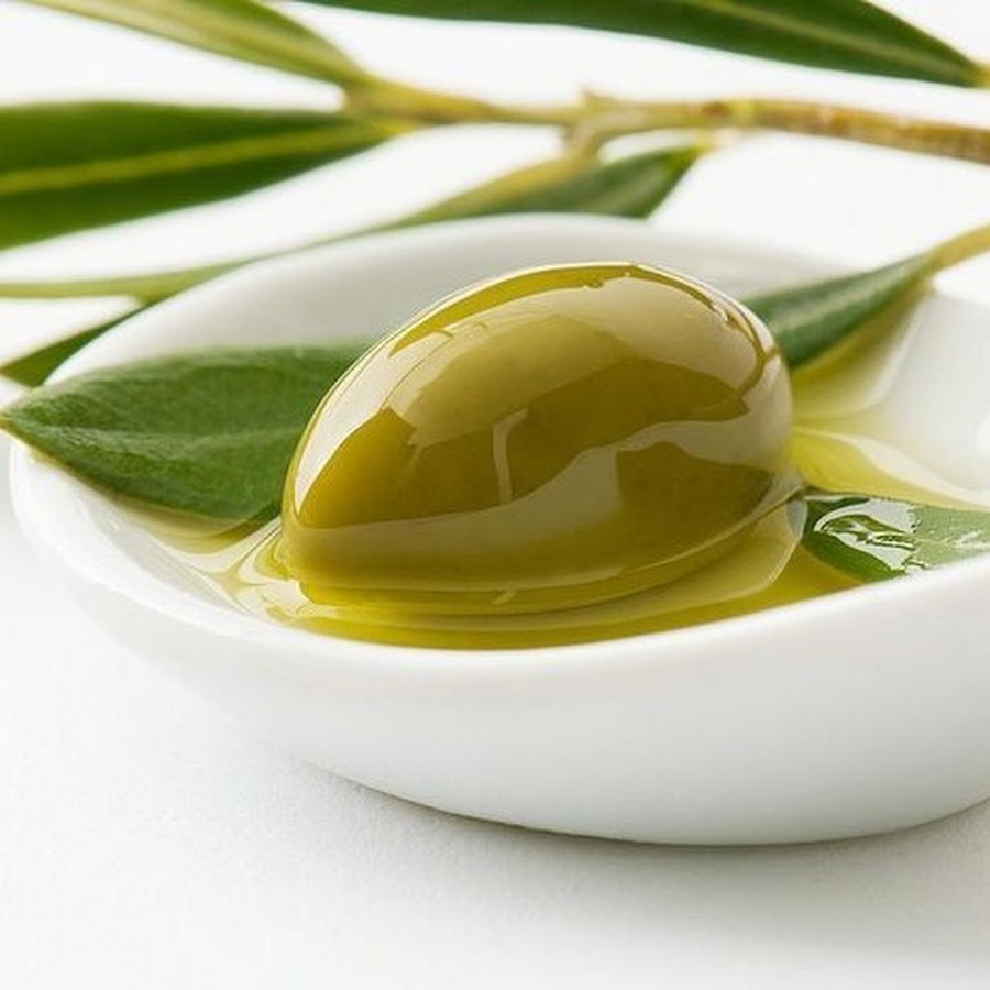 Масло оливковых листьев. Оливковый сквалан. Оливковое масло. Сквалан растение. Спреды с оливковым маслом.
