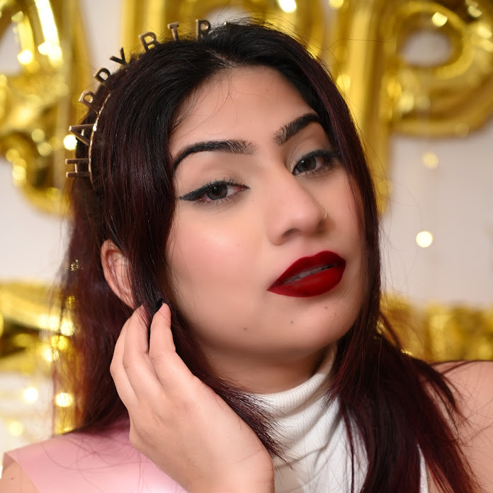 Anishka Khantwaal Net Worth & Earnings (2026)