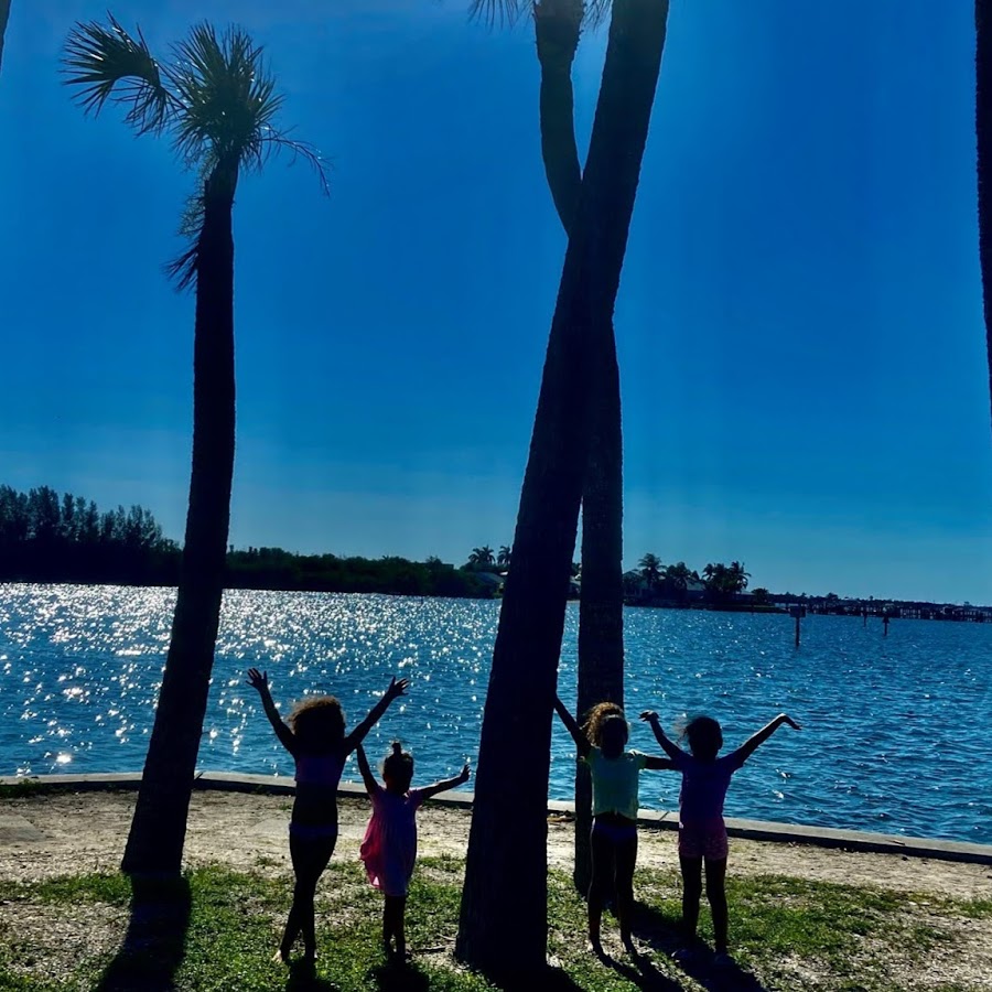 Outdaughtered - YouTube