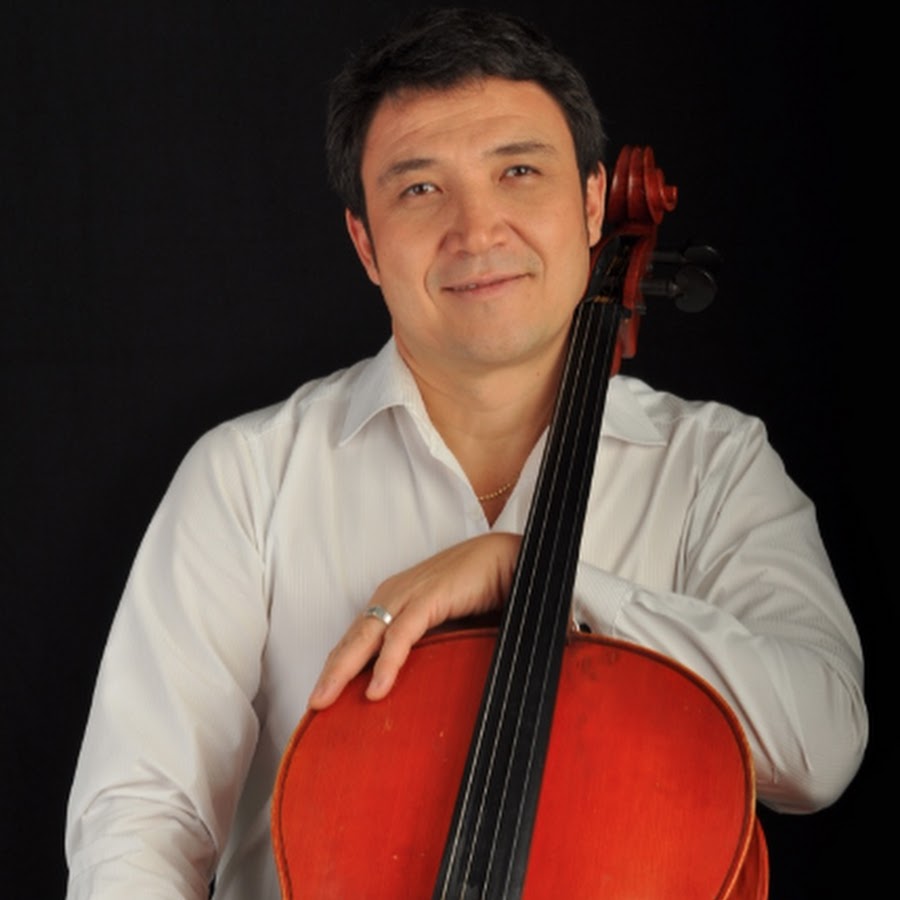 камеди сауле юсупова. юсупов комик. зураб юсупов дублер. роман юнусов фото. юсупов комик.