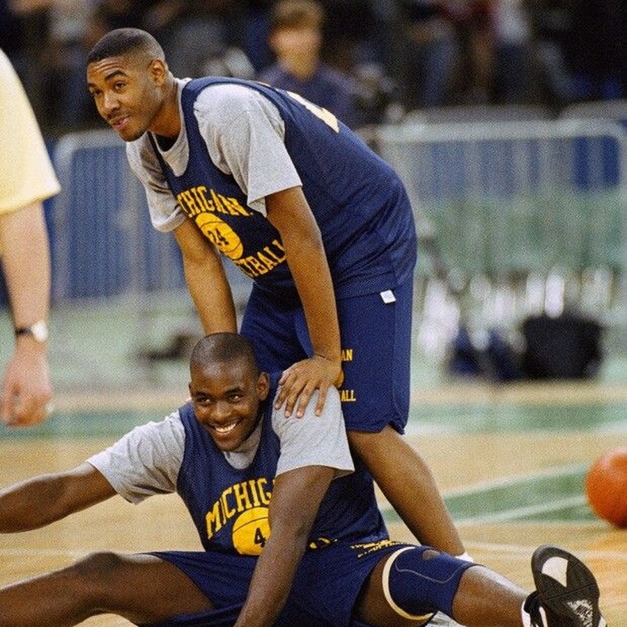 Logotipo do canal C.E.D.