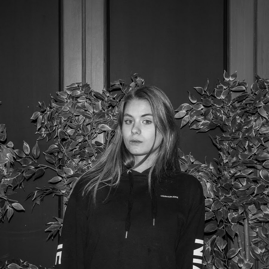 Anna Bihary 