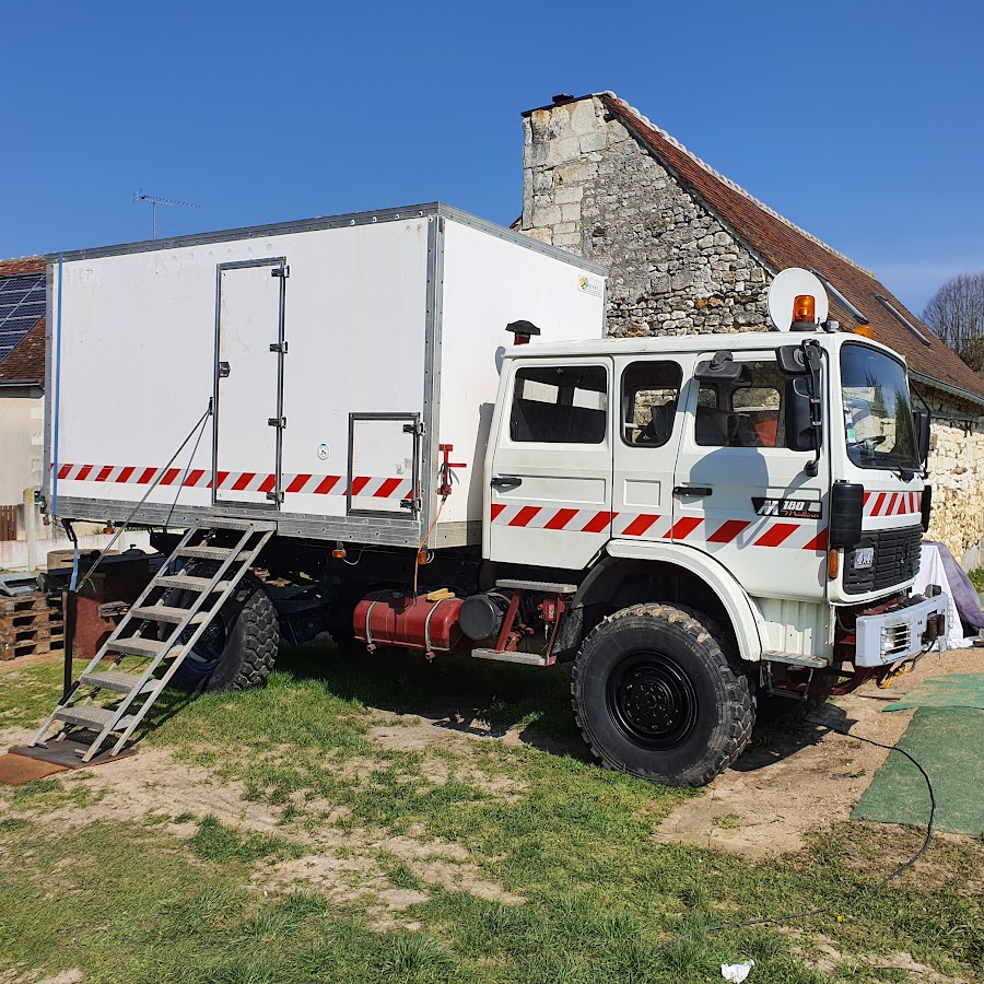 The vadrouilleurs for rêveur - YouTube