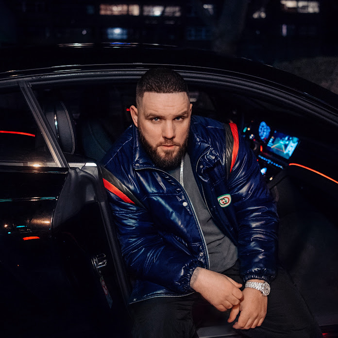 FLER Net Worth & Earnings (2026)