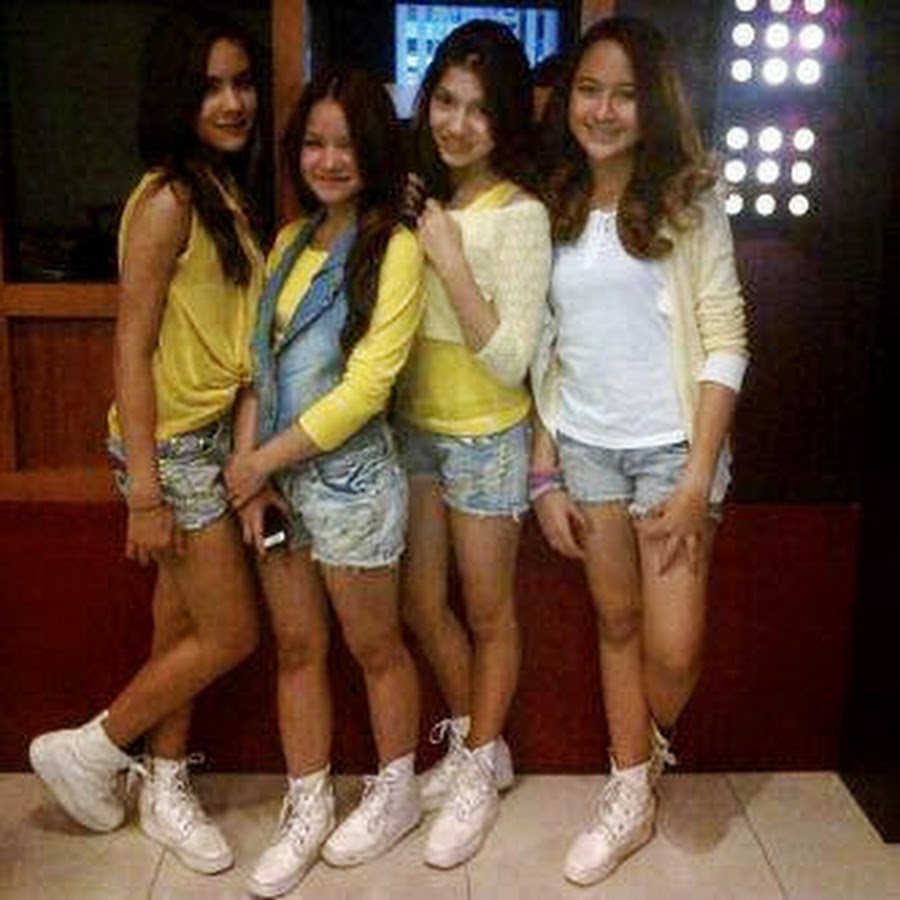 Winxs Girlband - YouTube