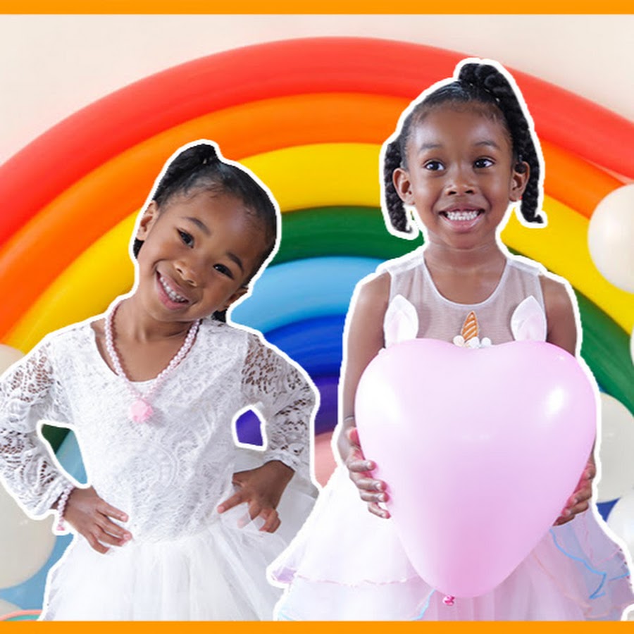 Sekora and Sefari Play - YouTube