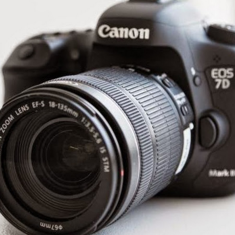 Kayaker, taken on the Canon EOS 7D Mark II DSLR camera https://www.camerasdirect