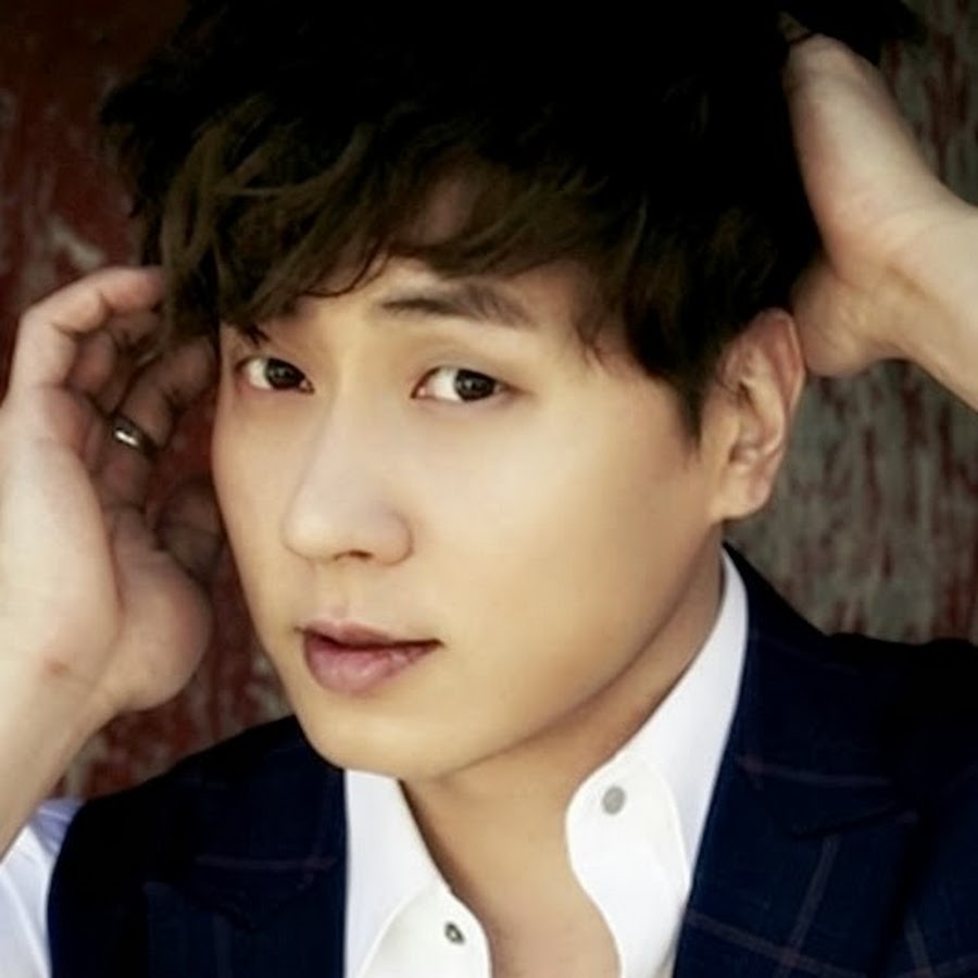 Andy Shinhwa - YouTube